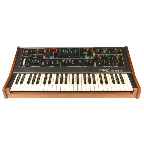 Moog Opus 3 - Synth Palace